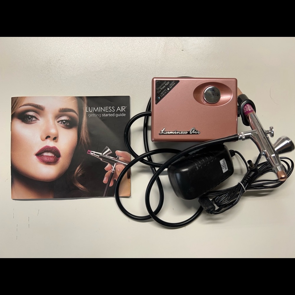 Lumpiness Air Airbrush Makeup System